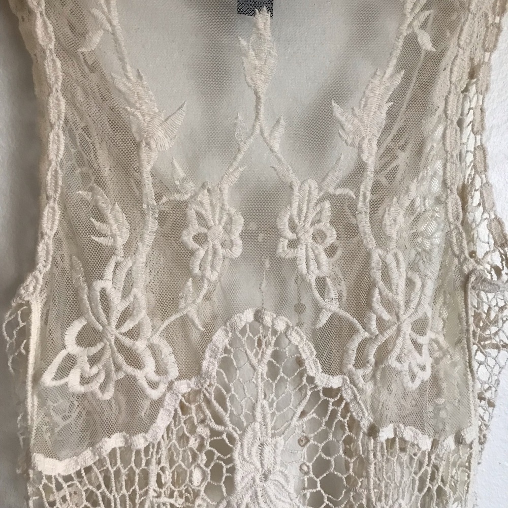 💛NEW Forever 21 lace bohemian vest💛